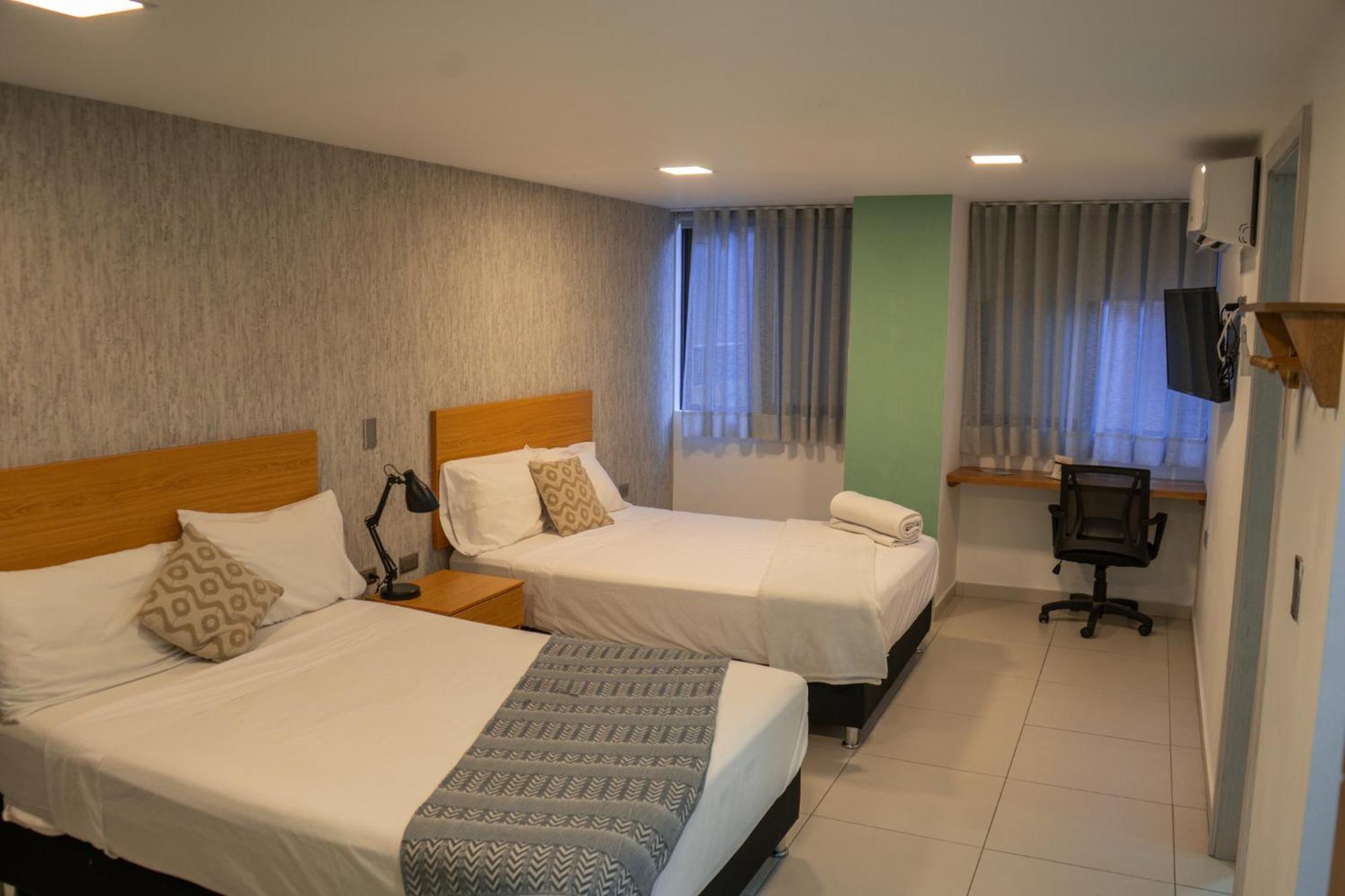 Hotel Bambu Milla De Oro Медельїн Екстер'єр фото