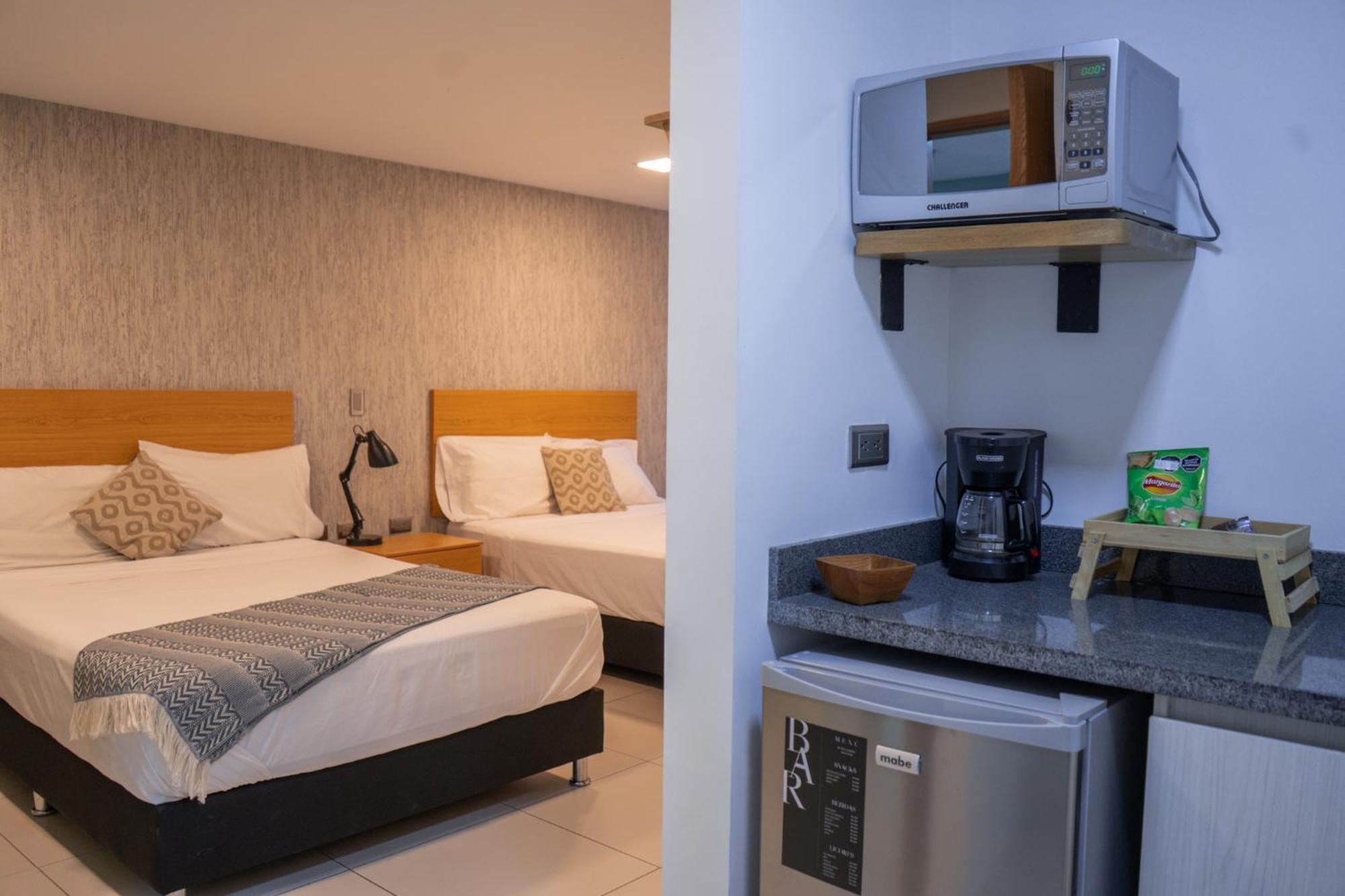 Hotel Bambu Milla De Oro Медельїн Екстер'єр фото