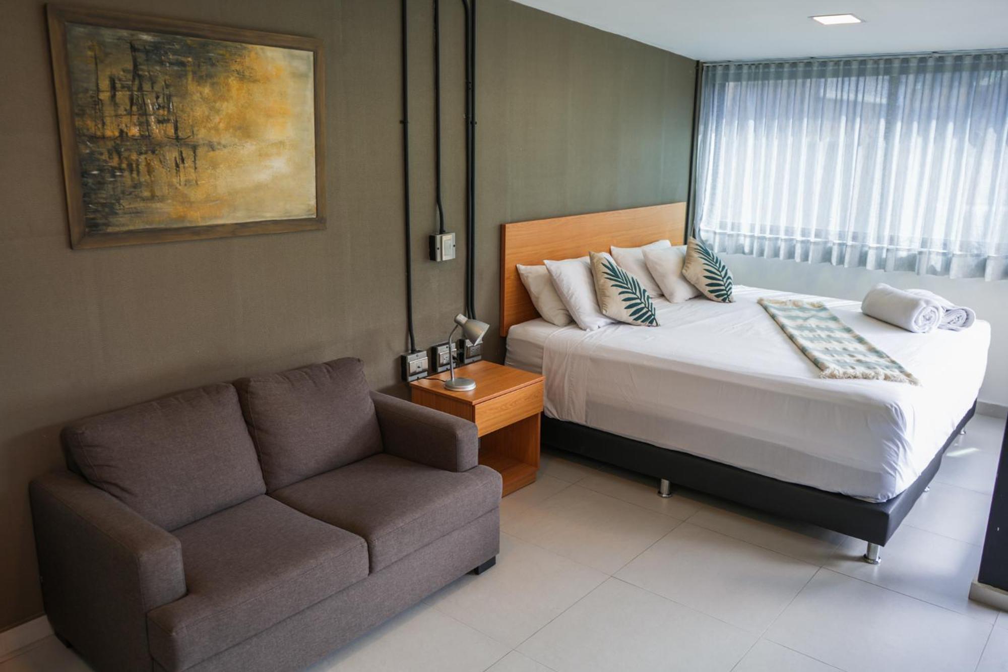 Hotel Bambu Milla De Oro Медельїн Екстер'єр фото