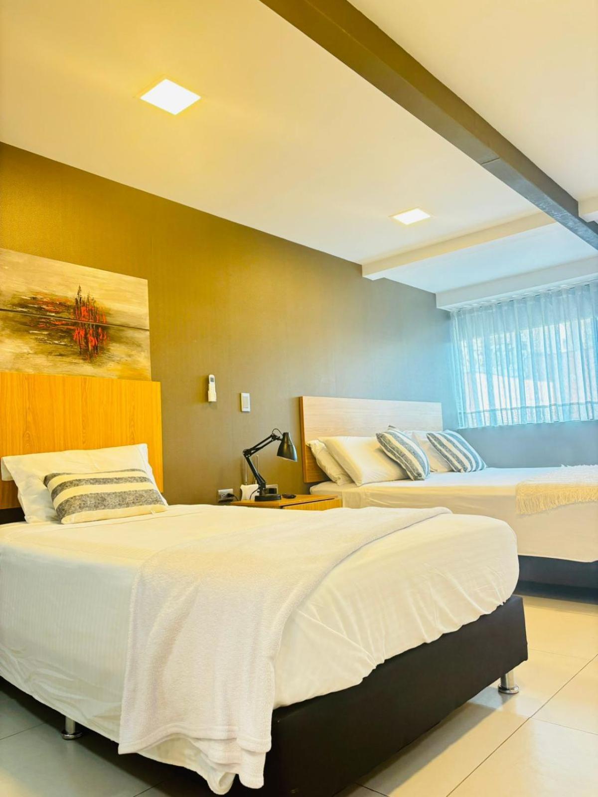 Hotel Bambu Milla De Oro Медельїн Екстер'єр фото