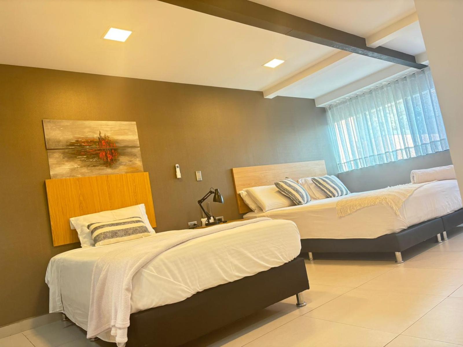 Hotel Bambu Milla De Oro Медельїн Екстер'єр фото