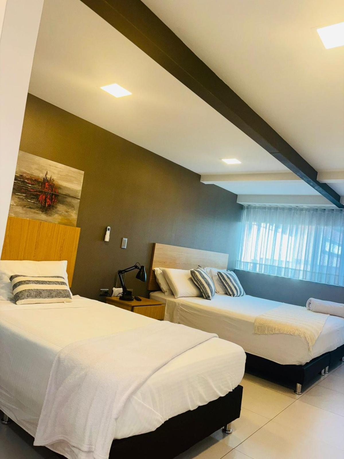 Hotel Bambu Milla De Oro Медельїн Екстер'єр фото