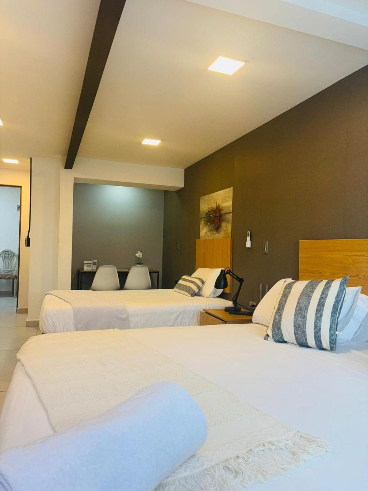 Hotel Bambu Milla De Oro Медельїн Екстер'єр фото